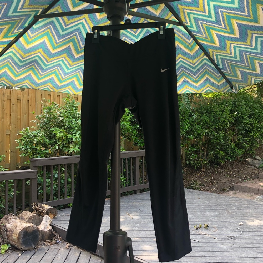 Nike capri leggings